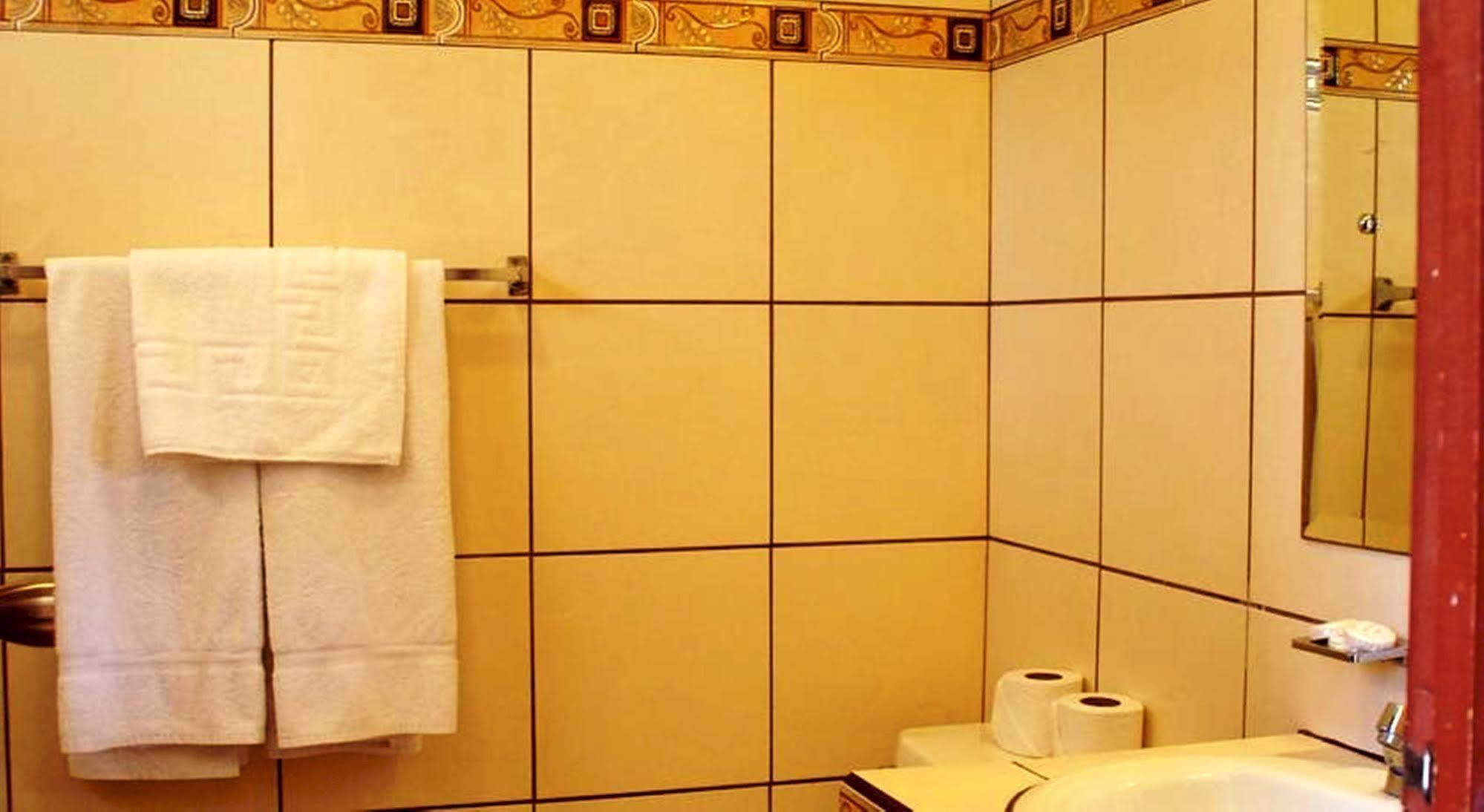 Hotel Boyeros リベリア エクステリア 写真